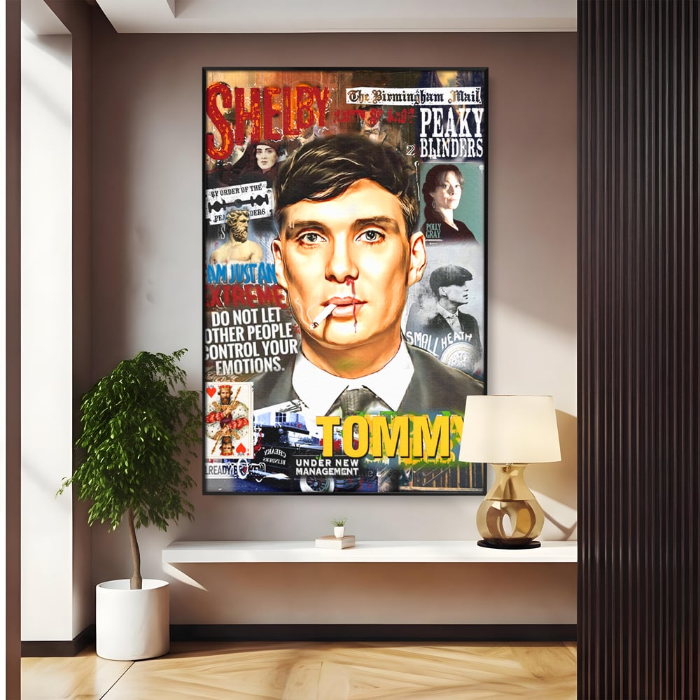 Tablou canvas cu tablou canvas cu portretul lui tommy shelby, in rama de aluminiu negru